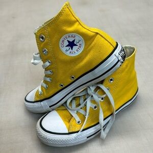0824-16 Converse Chuck Taylor All Star Canvas Hightop